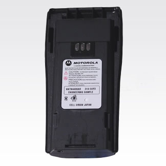 Batería original Motorola NNTN4497DR Li-Ion para radios MOTOTRBO - Alta duración y resistencia profesional